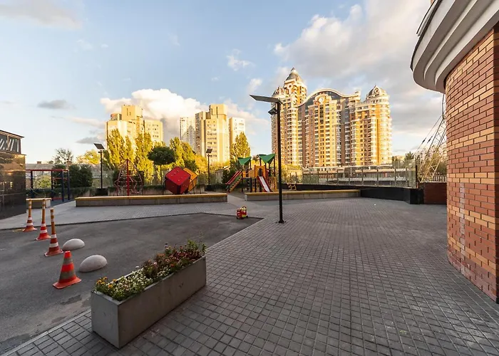 New Building Near Arena City Lesi Ukrainky 7A